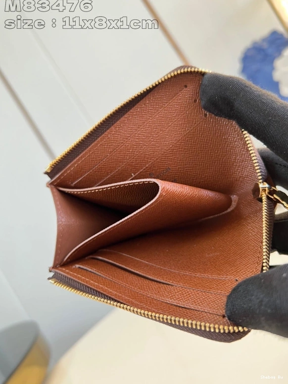 Louis Compact Vuitton Noa Wallet-11*8.5*1.5CM 0803